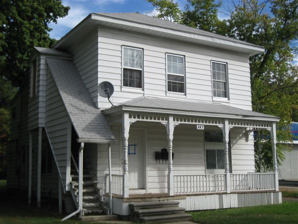 Foto principal - 407 E Cross St