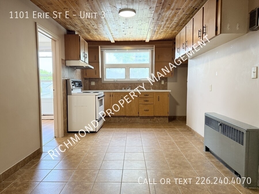 Photo principale - 1101 Erie St E
