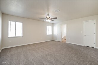 Building Photo - 1318 Arrow St