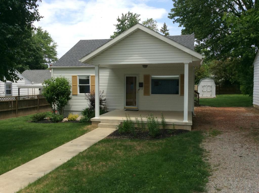 Primary Photo - 304 Coblentz St