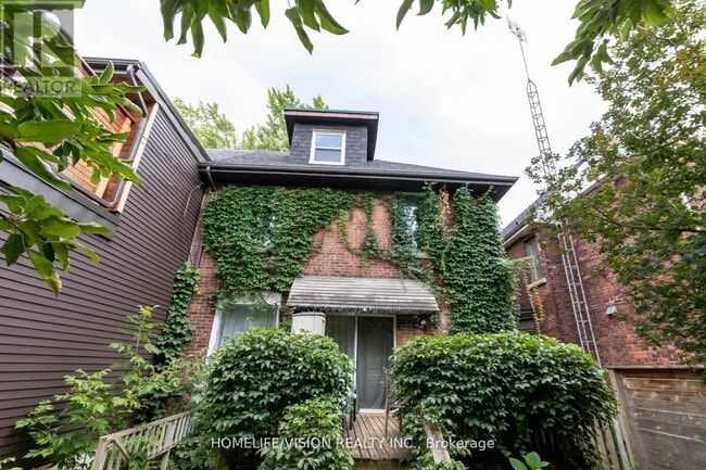 Photo du bâtiment - 88 Pearson Ave