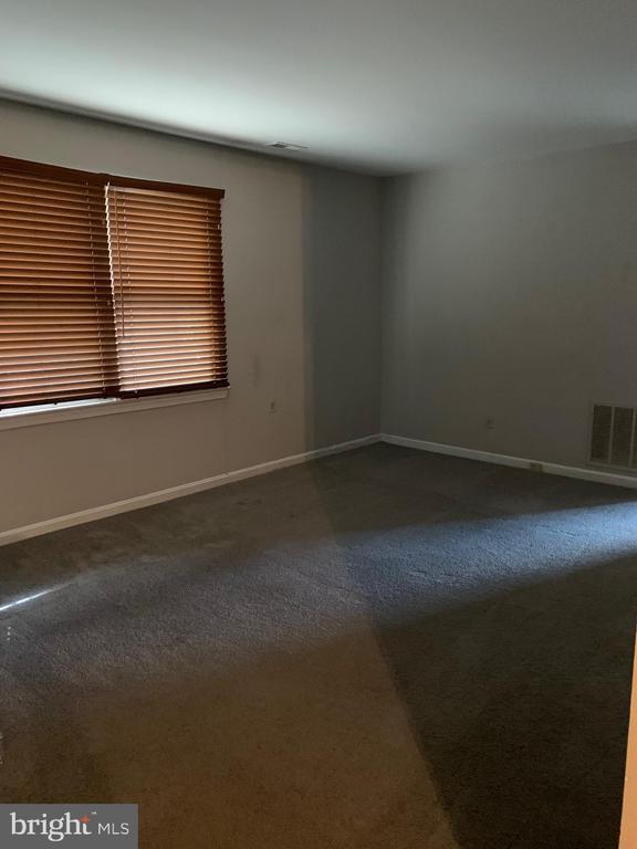 Foto principal - 123 E Main St
