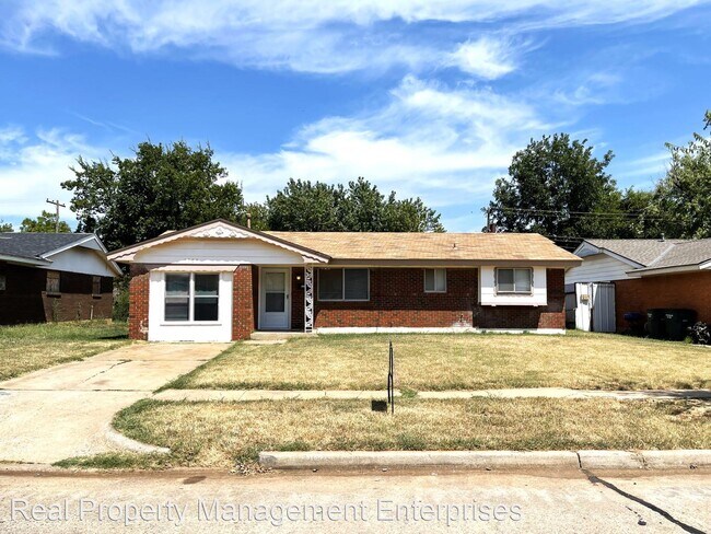 Building Photo - 3 br, 1 bath House - 3205 Lazy Ln