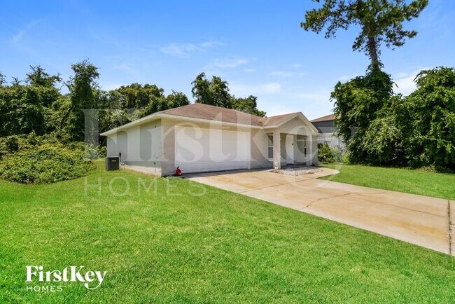 Foto del edificio - 2657 Bentley Dr