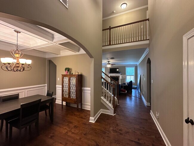 Foto del edificio - 1440 Summit Way