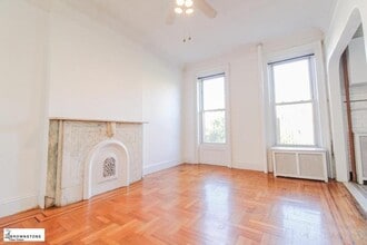 Building Photo - 25 2nd Pl