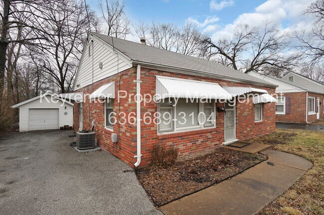 Foto del edificio - 1045 N New Florissant Rd