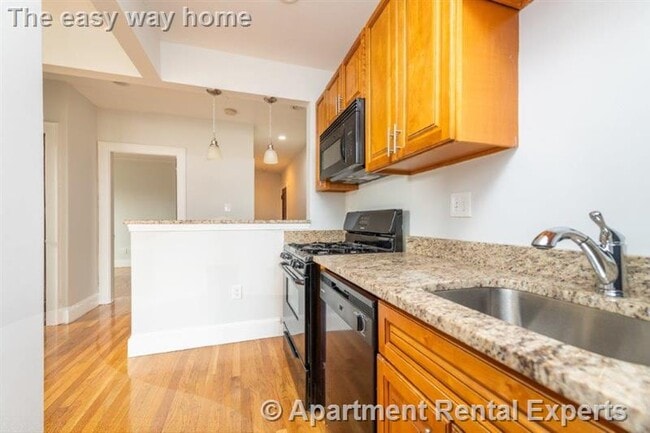 Photo - 136 Highland Ave Unit #17 Apartment