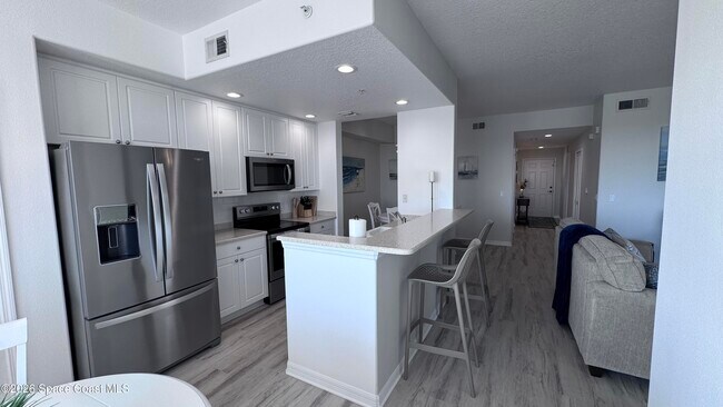 Foto del edificio - 6828 Toland Dr