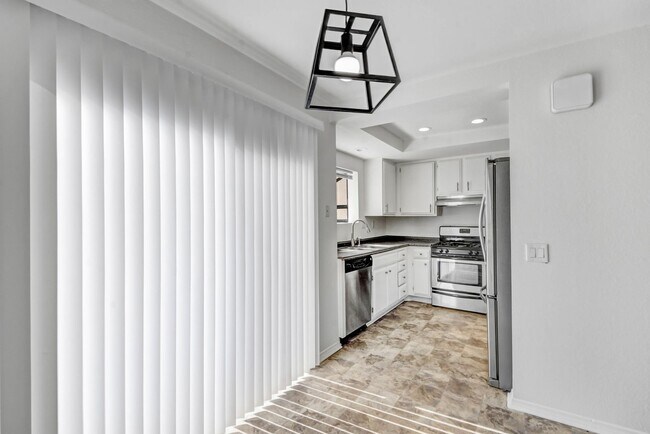 Foto del edificio - Available now 2 bedroom, 2.5 bath, 2 story...