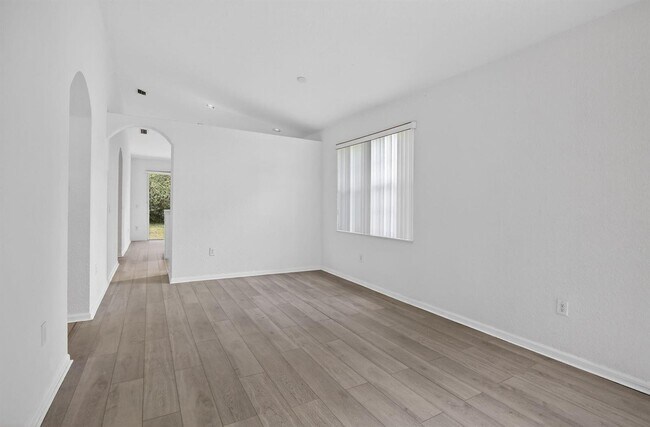 Foto del edificio - 7915 NW 20th St