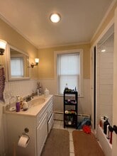 Building Photo - 21 Chandler St