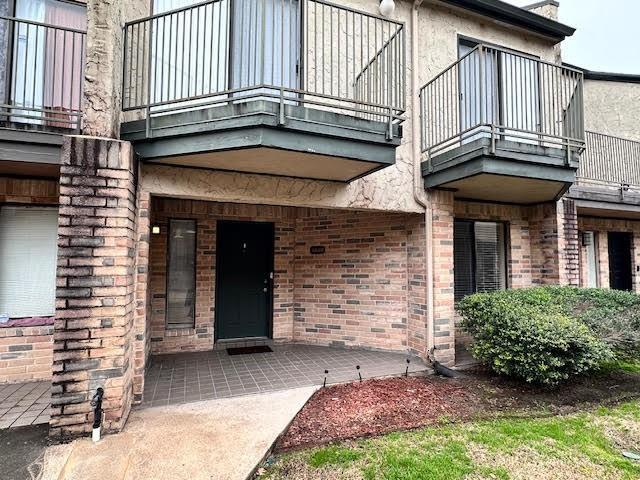 Foto del edificio - 3808 Landmark Dr