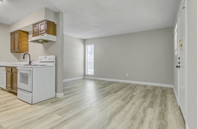 Kitchen-Living Room - Broadway Square Apartments