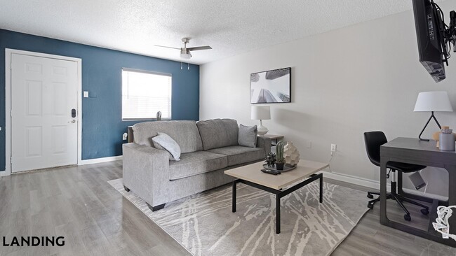 Building Photo - 130 Camino De Oro