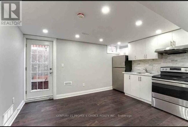 Building Photo - 62 Aurora Pl