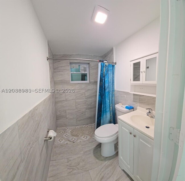 Foto del edificio - 10241 Haitian Dr