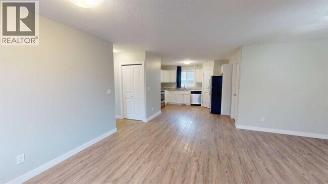 Building Photo - 9613 113 Ave