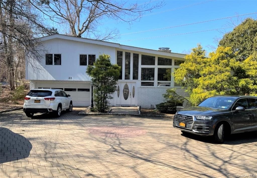 Foto principal - 23 Greenville Rd
