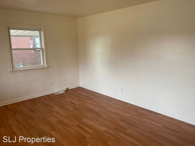 Foto del edificio - 3 br, 1 bath House - 6303 Johnstontown
