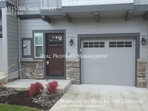 Building Photo - 1915 NW Sage St