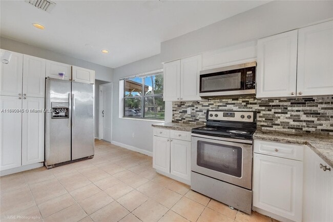 Photo - 19225 NW 23rd Ave House