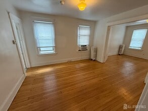 Building Photo - 115 N 3rd Ave