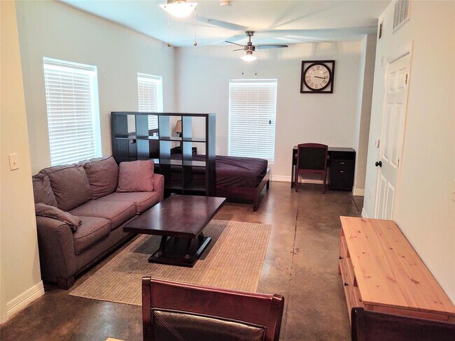 Foto del edificio - 2505 W Hickory St