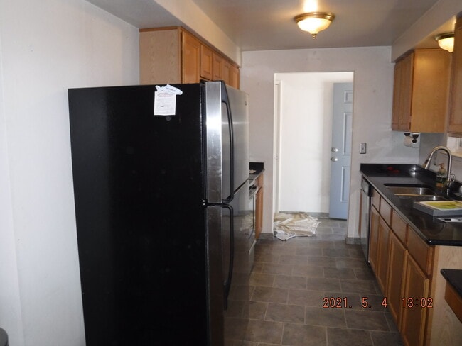 Building Photo - 987 Bollen Cir