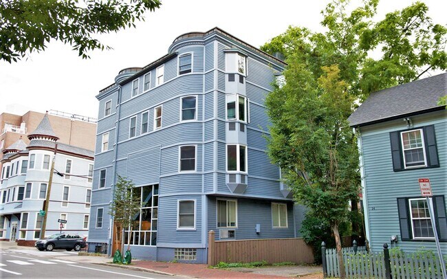 Foto del edificio - 12 Mt Auburn St
