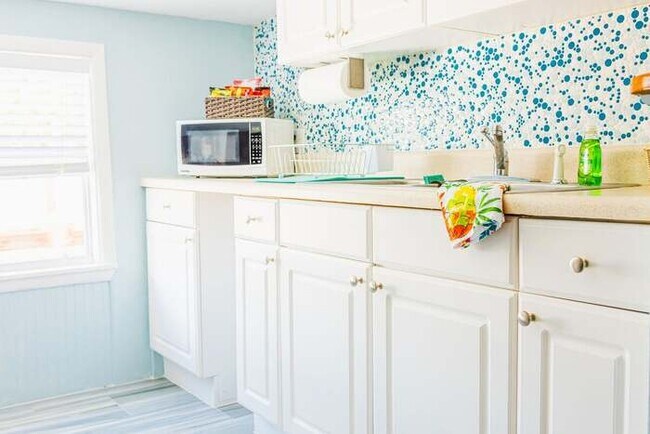 Foto del edificio - 810 Carol Ave