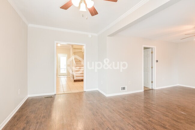 Foto del edificio - Fantastic 2bd/2.5ba home! Let yourself in!