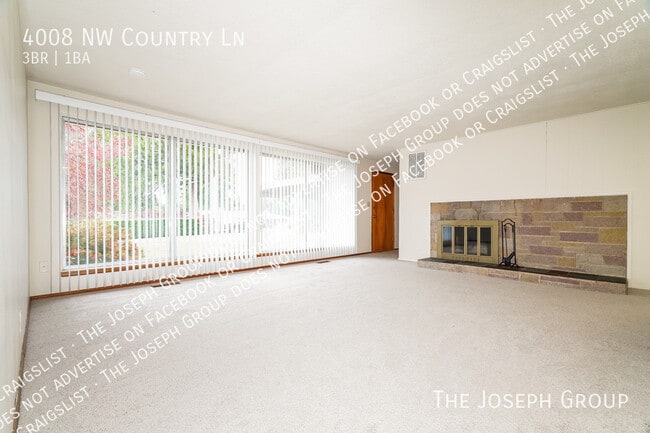 Foto del edificio - 4008 Country Ln NW