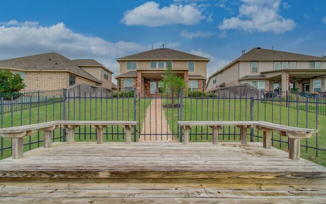 Building Photo - 24331 Kee Cresta Ct