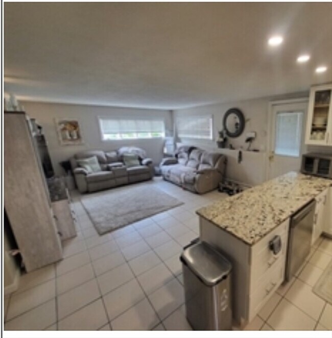 Foto del edificio - 69 Patriot Pkwy