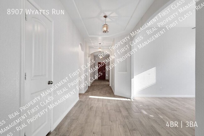 Building Photo - 8907 Wyatts Run-