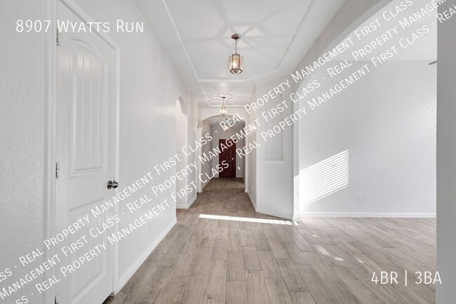 Photo - 8907 Wyatts Run- House