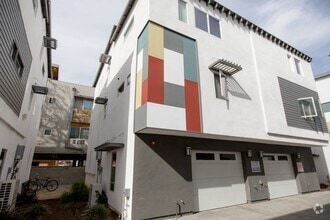 Building Photo - F78--1168 W. 36th Place