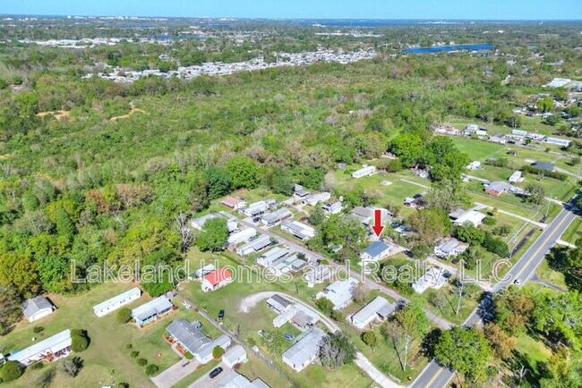 Foto del edificio - 3321 Peachtree Hill Rd