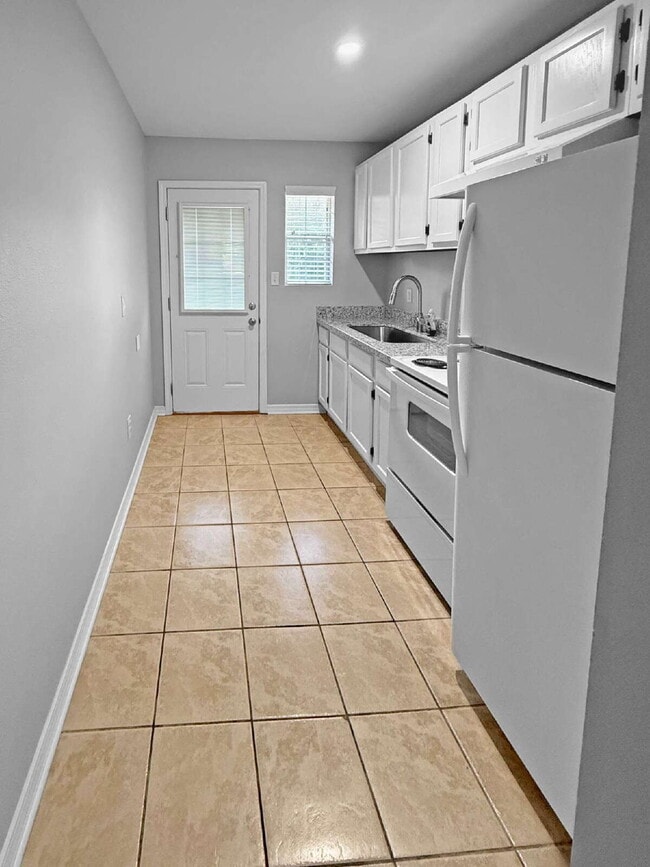 Foto del edificio - 5 Ellinor Ct