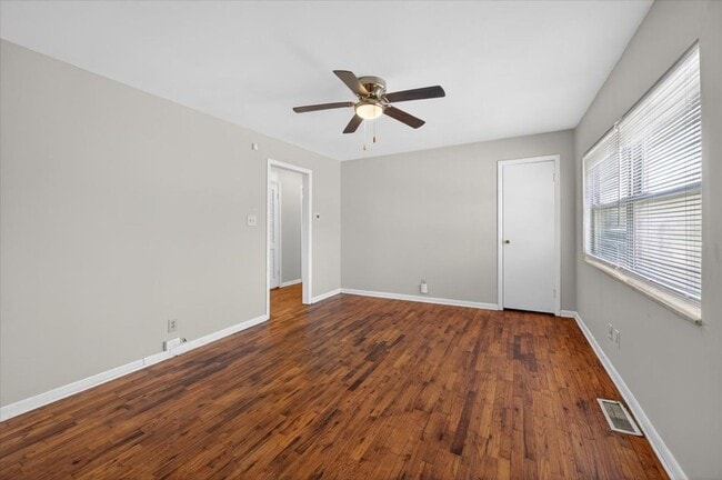 Photo - 2301 Perkins Ave Townhome