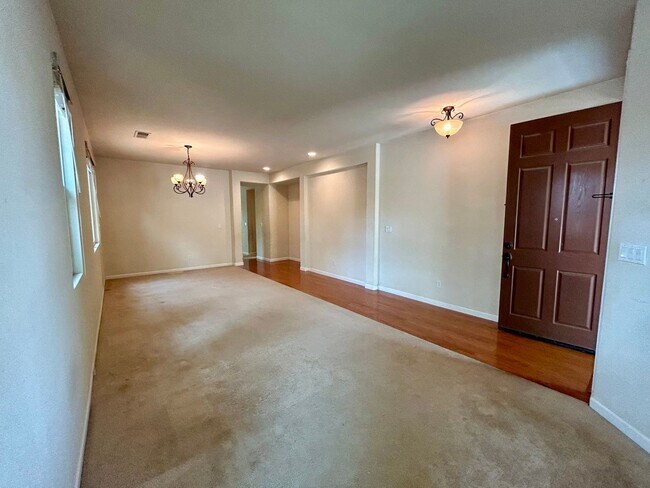 Foto del edificio - 10136 Lavelli Way