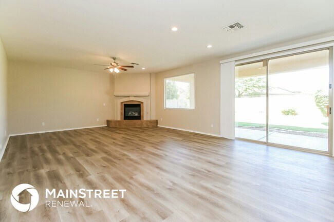 Foto del edificio - 6664 S Wilson Dr