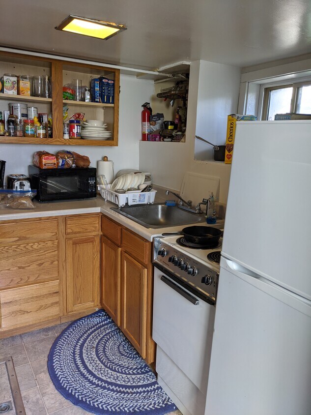 Primary Photo - 103 S 8th Ave