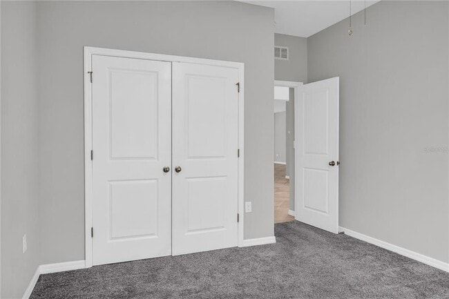 Building Photo - 15602 High Bell Pl