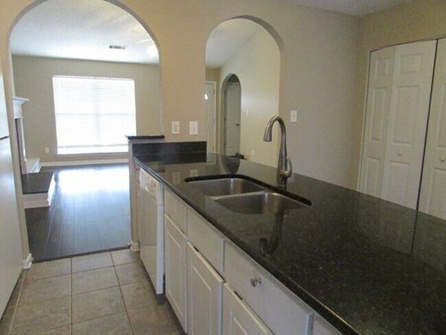 Foto del edificio - 3686 Hudson Way