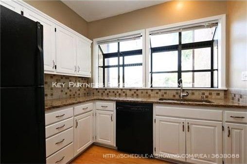 Foto del edificio - 4853 Horton St