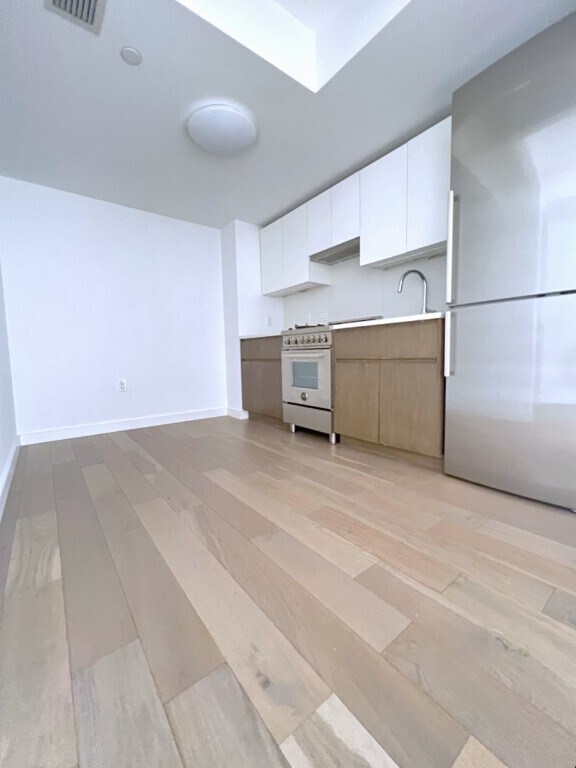 Foto del edificio - 107 Columbia Heights