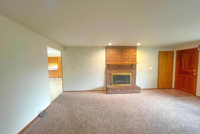 Foto del edificio - 15560 SE Thorville Ave