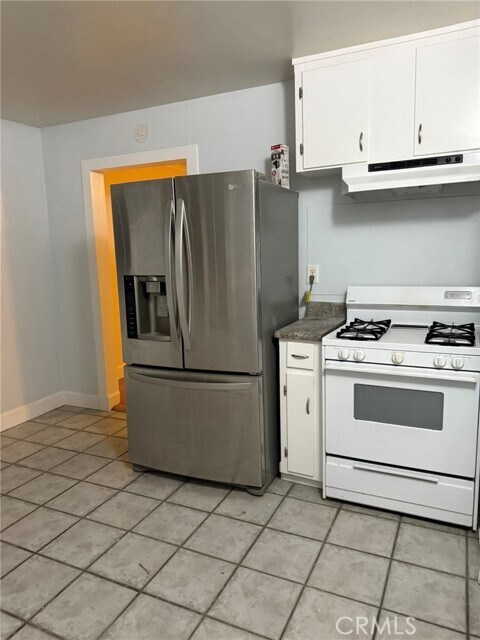 Foto del edificio - 4616 W 152nd St